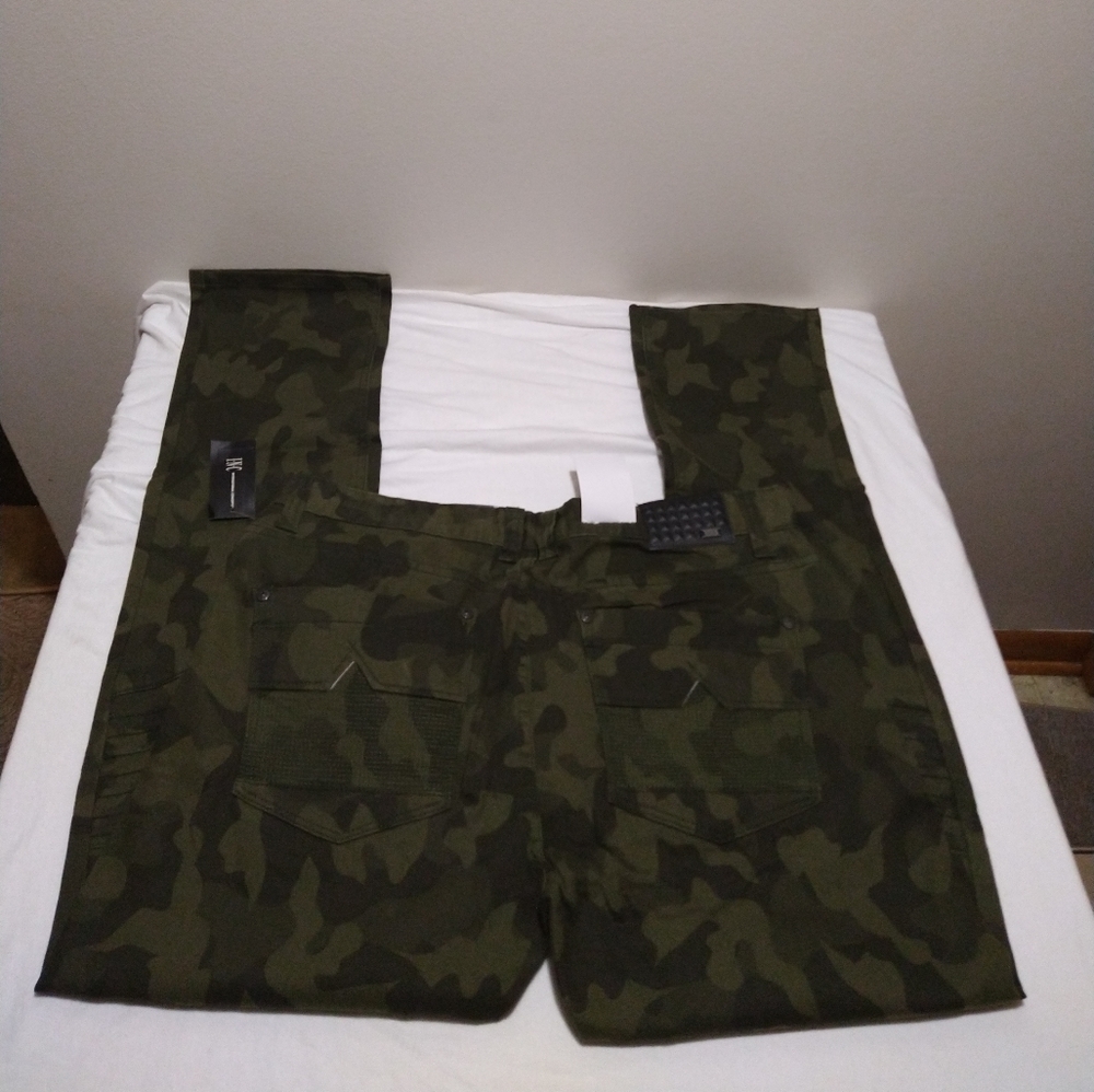 INC Berlin Slim Straight Camo Moto Jeans - Picture 10 of 16